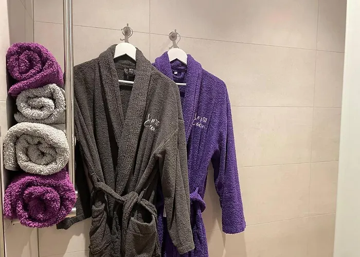 3 Etoiles Avec Grand Jacuzzi Prive Lejlighed